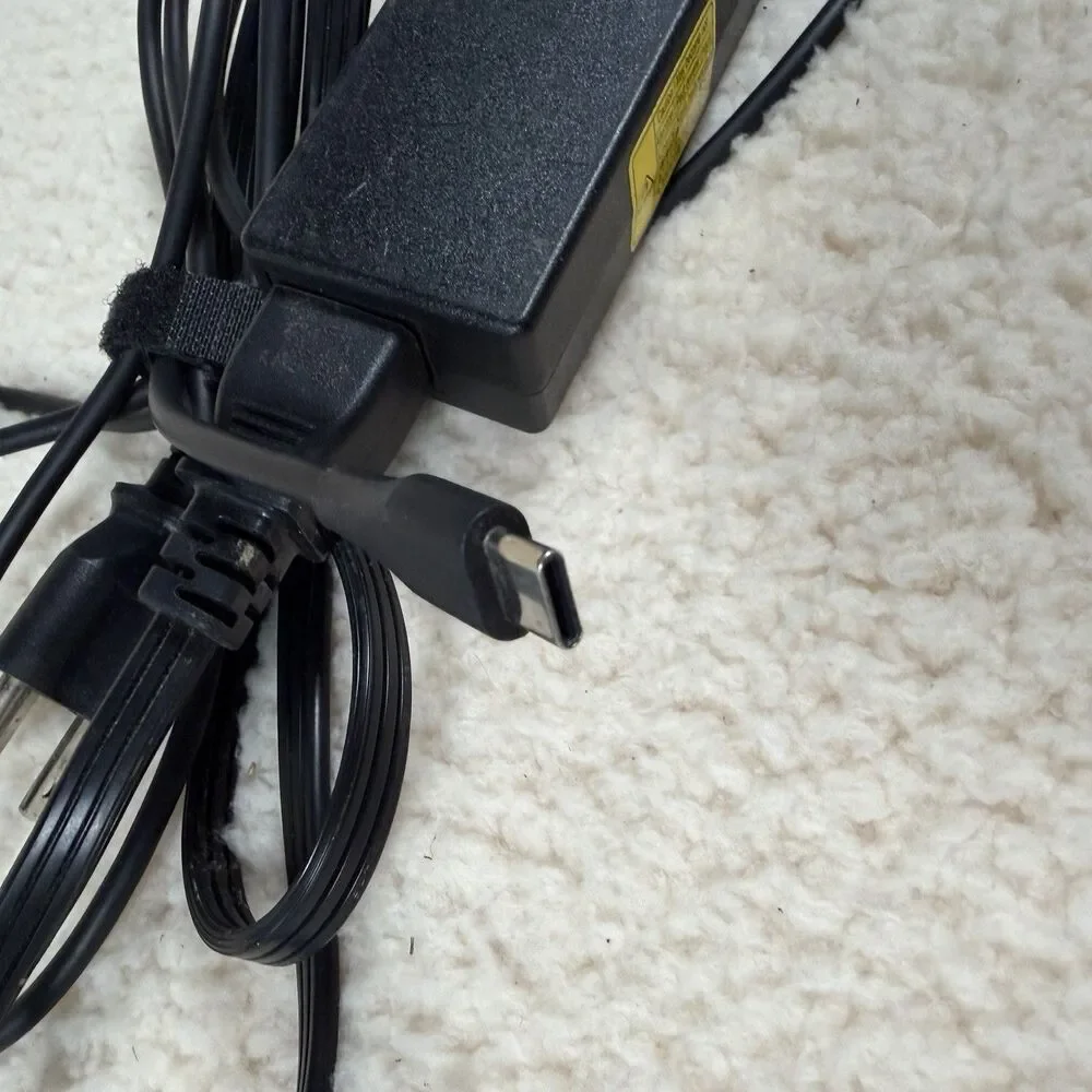 Chicony AC Adapter 20V 45W A18-045N1A A16-045N1A UP/N A045RP05P
